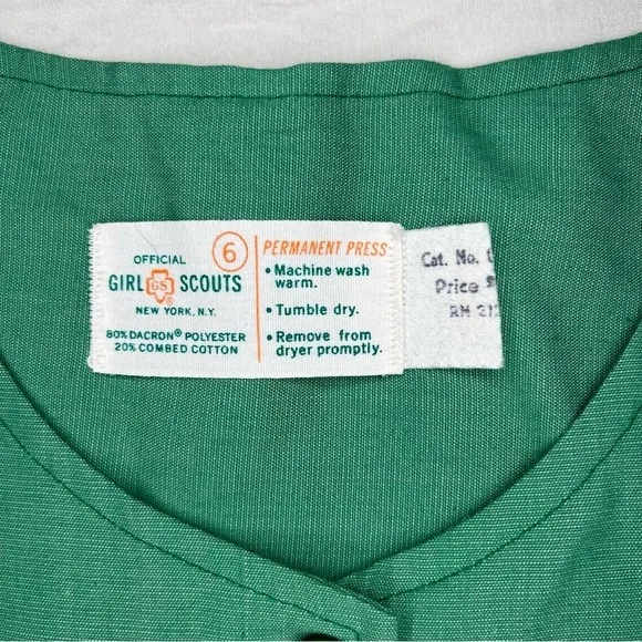Vintage Girl Scout Uniform Jumper Shirt Shorts & Sash Girls Size 6 & 7 - 1970's - Picture 4 of 15